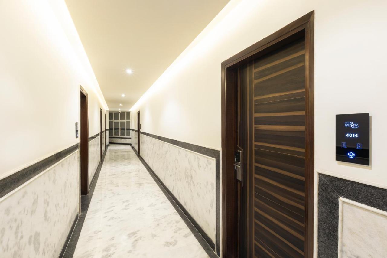 Hotel Star By Star Group- Near Delhi Airport ニューデリー エクステリア 写真