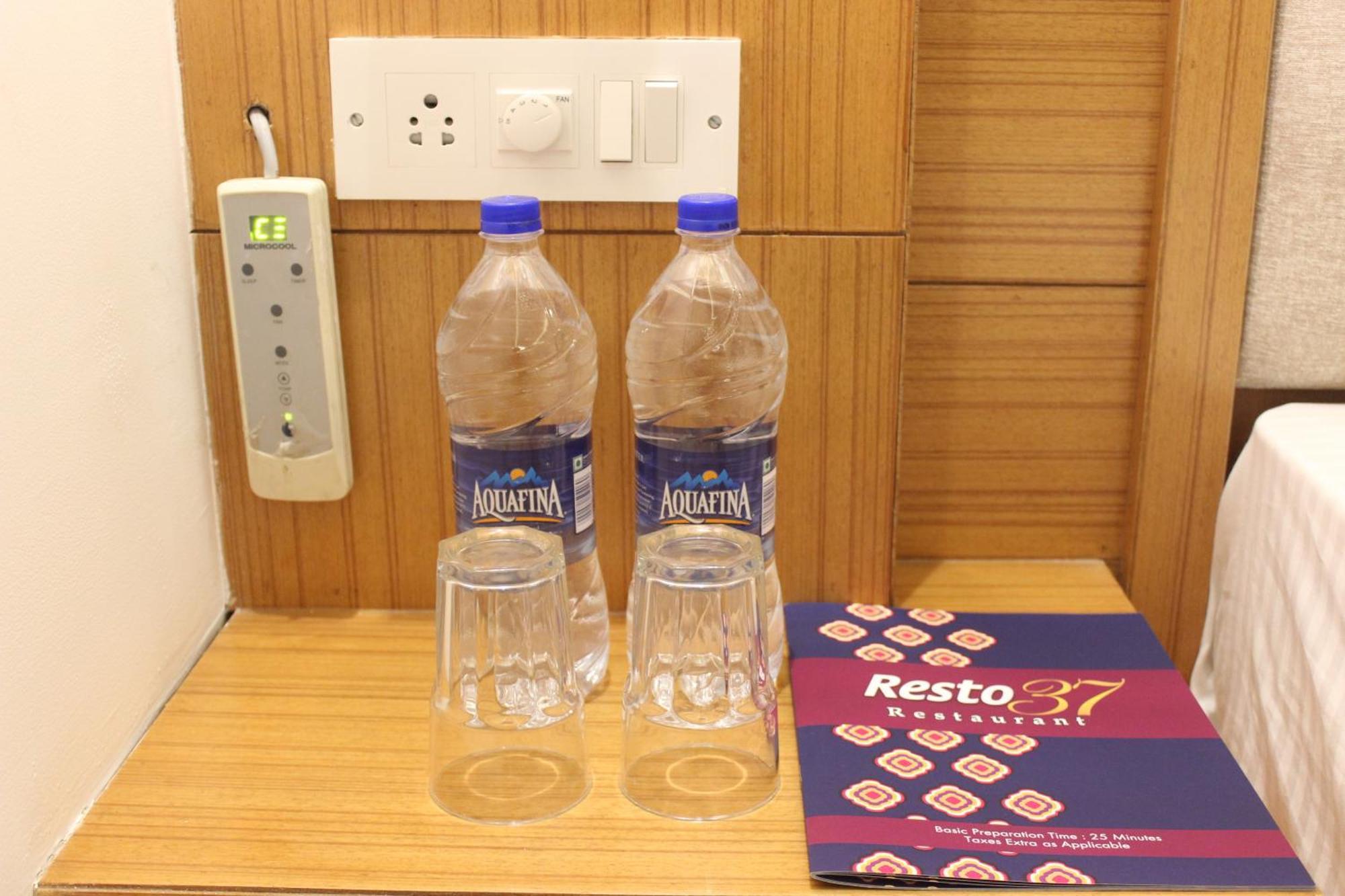 Hotel Star By Star Group- Near Delhi Airport ニューデリー エクステリア 写真